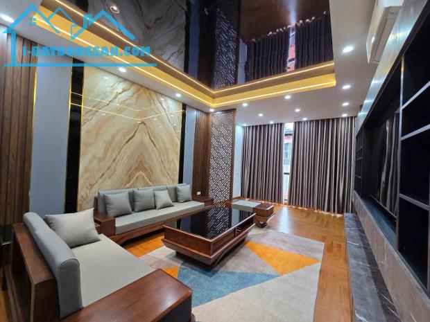 BÁN NHÀ PHỐ NGUYỄN VĂN CỪ 47M2 7T THANG MÁY GARA CHỈ 12.X TỶ, KINH DOANH FULL NỘI THẤT - 5