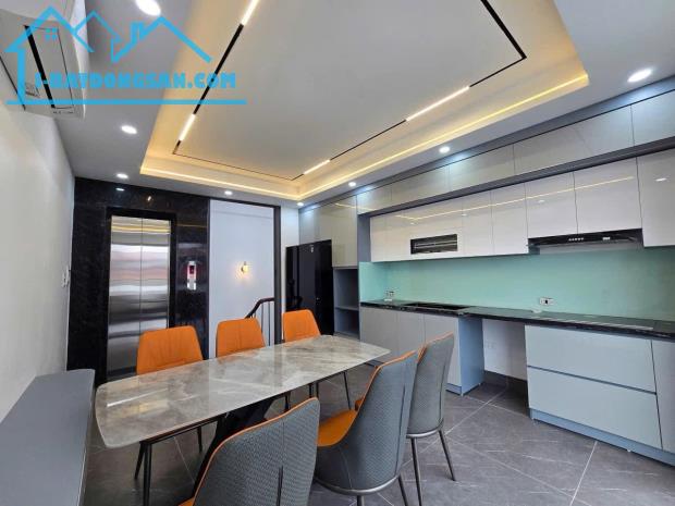 BÁN NHÀ PHỐ NGUYỄN VĂN CỪ 47M2 7T THANG MÁY GARA CHỈ 12.X TỶ, KINH DOANH FULL NỘI THẤT - 3