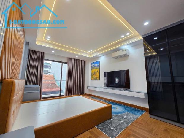 BÁN NHÀ PHỐ NGUYỄN VĂN CỪ 47M2 7T THANG MÁY GARA CHỈ 12.X TỶ, KINH DOANH FULL NỘI THẤT - 1