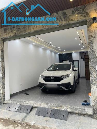 BÁN NHÀ PHỐ NGUYỄN VĂN CỪ 47M2 7T THANG MÁY GARA CHỈ 12.X TỶ, KINH DOANH FULL NỘI THẤT
