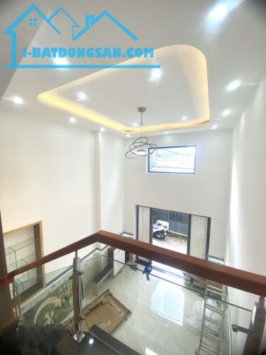 TÂN CHÁNH HIỆP QUẬN 12-NHÀ MỚI VÀO Ở NGAY-70M2 4 TẦNG- HẺM XE HƠI CHỈ 6 TỶ 200. - 4