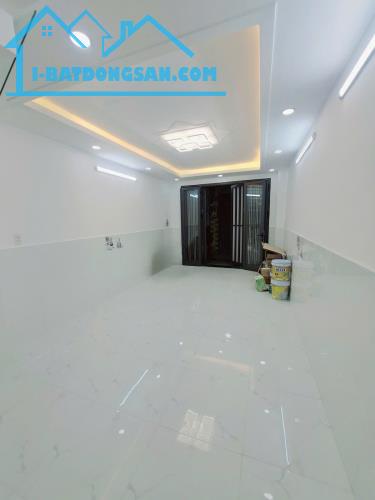 Nhà mới sát vách Tân Phú 35m2 2 tầng hẻm thông Bình Long pháp lý chuẩn chỉ nhỉnh 3 tỷ Tl - 1