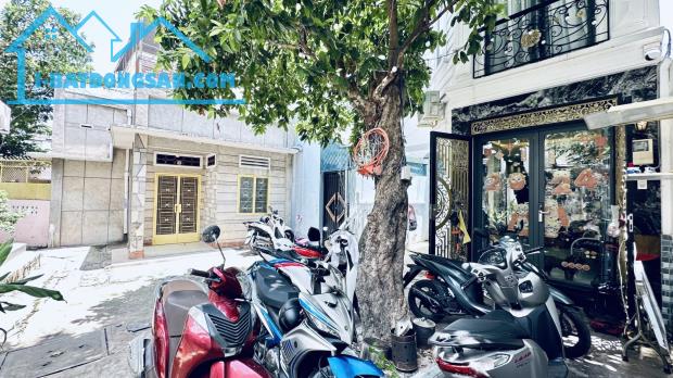 Bán nhà sát mặt tiền Hoàng Hoa Thám 36m2 ở ngay 3PN nhỉnh 6tỷ - 5