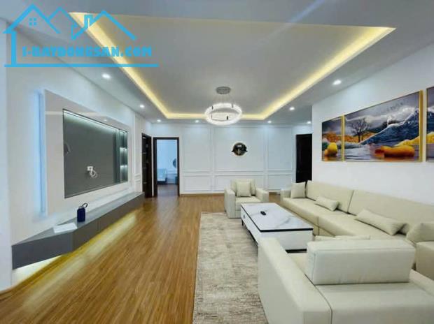 Bán căn hộ chung cư Ngoại Giao Đoàn – 185m2 ( 4PN) – sổ lâu dài – Tầng cao. - 1