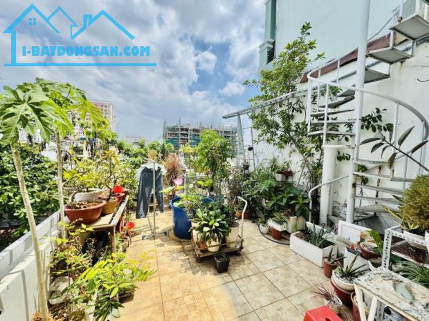 MẶT TIỀN ĐƯỜNG P4 QUẬN 8 - NGAY PARC MALL - 4,3X14M - 4 TẦNG - 8.8 TỶ