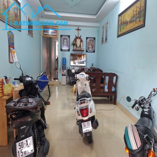 Bán nhà phố Đường Hồ Văn Tư, Phường Trường Thọ, TP Thủ đức _ 56 m2 ( 4 x 14 ) _ Chỉ có 4 t - 1