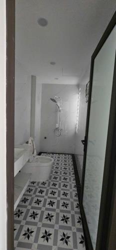 Bán nhà mới 5 tầng thang máy ở Lệ Mật Việt Hưng đường oto tránh kinh doanh rộng 82m 13 tỷ