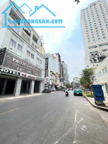 Nhà 2 mặt tiền trước sau khu cư xá Bắc hải quận 10 (DT 9x20m) 3 tầng lầu