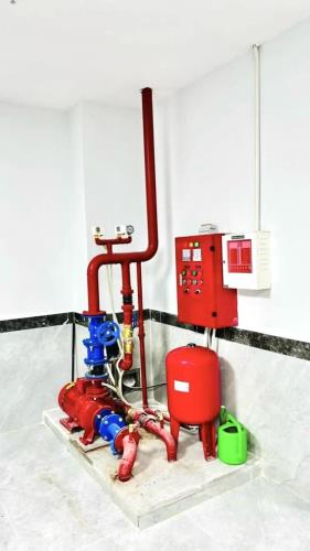 Bán tòa Căn hộ Cao Cấp - 45A Võng Thị - 75m2 x 7T Thang máy - Lô góc - Oto đỗ cửa - 1