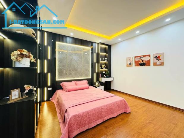 Nhà đẹp Thanh xuân, lô góc ô tô vào nhà, chỉ hơn 5 tỷ. - 1