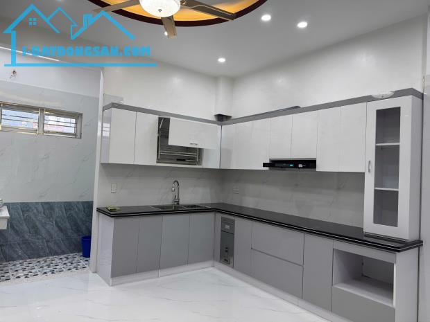 Nhà Độc lập 61mx 4 tầng ngõ to đường Hạ Lũng Giá đẹp - 2