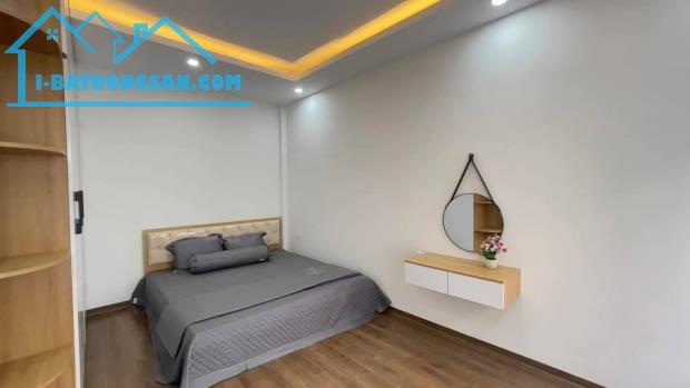 🔥 SIÊU HIẾM! ĐÀM QUANG TRUNG - CỔ LINH, NHÀ 31M², 5 TẦNG, Ở NGAY – 6.95 TỶ!