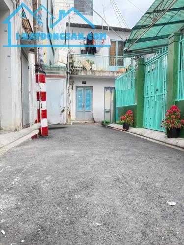 DT Lớn giá tốt, Trường Chinh, P13, Tân Bình, gần chợ HHT,  64M2 (4M/7,4M x 14M), 4,95 tỷ