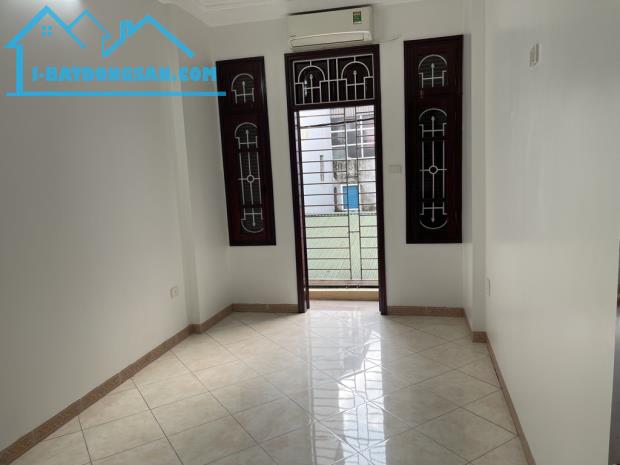 CHÍNH CHủ cần bá.n-Nhà Ngọc Thụy -35m 4tầng -khu vực dân trí cao - 3