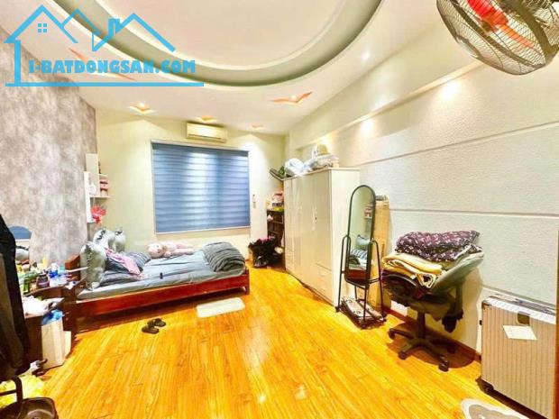BÁN NHÀ ĐẸP 5 TẦNG CẦU GIẤY, XINH LUNG LINH - THIẾT KẾ TINH TẾ, HIỆN ĐẠI - FULL NỘI THẤT,