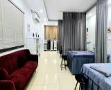 Bán nhà mặt phố Vip Hào Nam bán gấp 42m2 x 5 tầng chỉ 18 tỷ - vị trí kim cương
