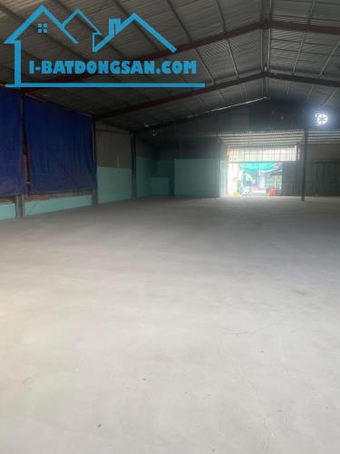 cho thuê kho xưởng mặt tiền đường bờ kênh ngay tây lân và hương lộ 2 giá rẻ 18triệu - 2