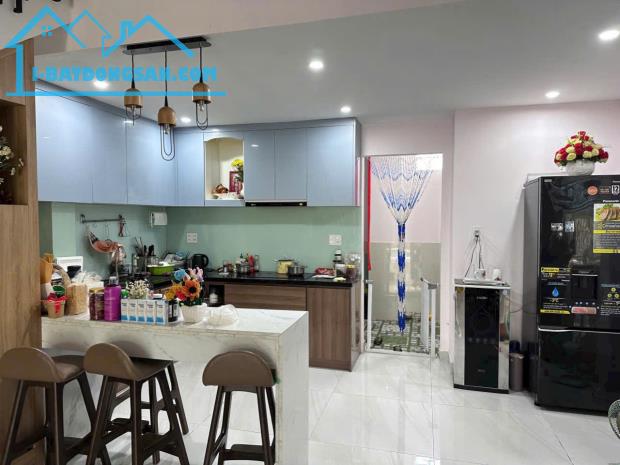 Bán nhà 3 tầng MT Dương Trí Trạch, Sơn Trà, gần biển - 2