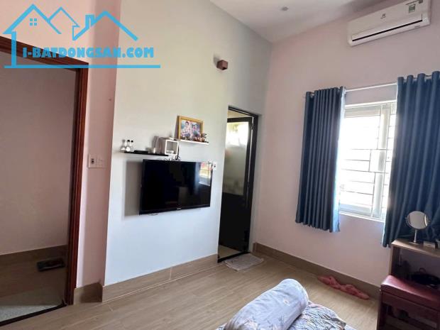 Bán nhà 3 tầng MT Dương Trí Trạch, Sơn Trà, gần biển
