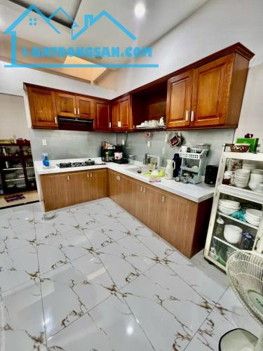 Bán nhà Hẻm xe hơi 3Tầng BTCT mới gần Aeon Tân Phú 61m2 chỉ 5,5 tỷ TL - 2
