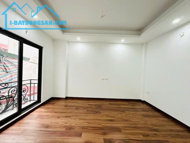 BÁN NHÀ MỚI XÂY - 45M² - 6PN - NGÕ RỘNG - CÁCH MẶT PHỐ THẠCH BÀN CHỈ VÀI BƯỚC CHÂN
