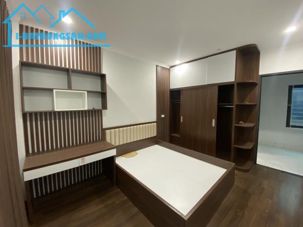 Bán nhà 🏠 Hoàng như Tiếp , 46 m  5 tầng  mt 6 m . Bán 9,1 tỉ có ra lộc - 3