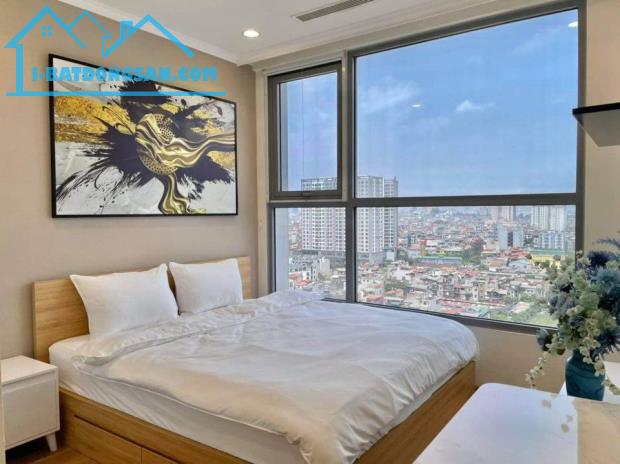 BÁN NHÀ LÁNG HẠ - 5 TẦNG ĐẸP LONG LANH, 3 PHÒNG NGỦ, TRUNG TÂM ĐỐNG ĐA!