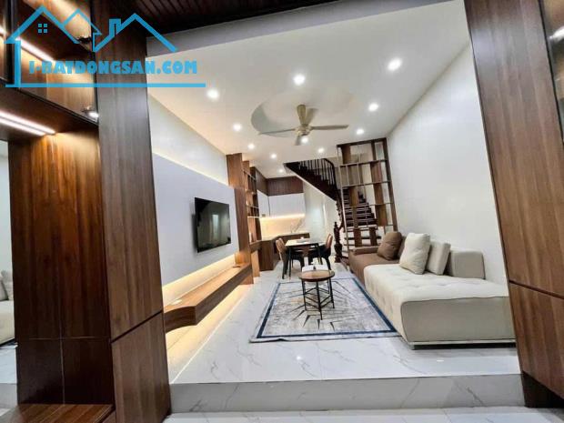 (SIÊU PHẨM) TRUNG TÂM VĂN QUÁN- TRẦN PHÚ- VÀI BƯỚC RA TÀU ĐIỆN - NỘI THẤT XỊN SÒ - 2