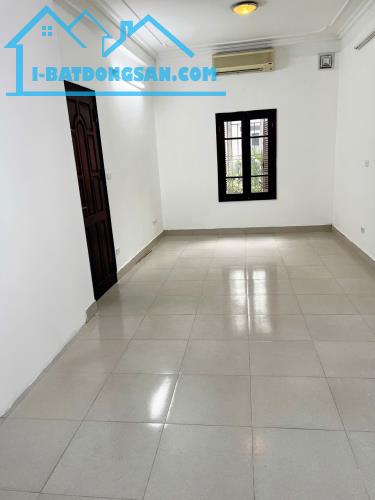 MỜI THUÊ VP 40M2, 22M2 KHU TRUNG TÂM THÁI HÀ. LH 0929236669 - 4