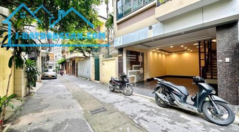 Siêu hiếm Hoàng Cầu 81m2 - mặt tiền 7m cực rộng - ô tô đỗ cửa chỉ 14,2 tỷ