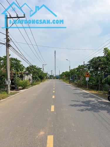 7 lô mặt tiền kinh doanh sầm uất  Nay chỉ còn 1 căn 1 trệt 1 lầu 900tr - 2