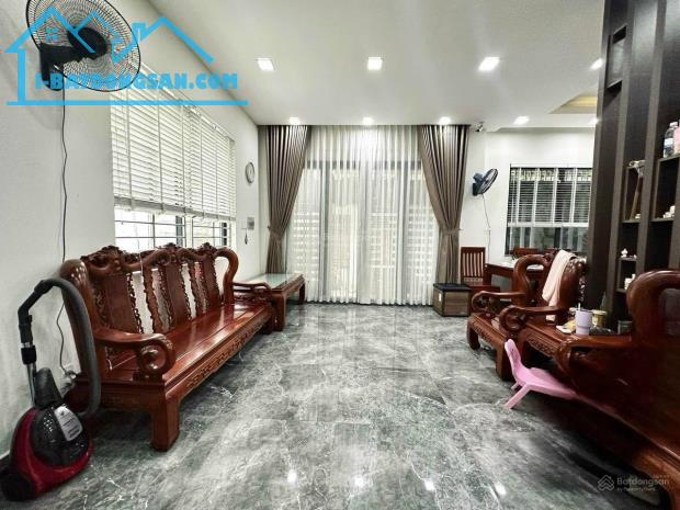 *** BÁ.N G.ẤP.Nhà Mặt Tiền Tô Hiến Thành Q10 (4X19m) 6Lầu HĐT.65Tr/Th, 27,5TỶ TL Mạnh - 3