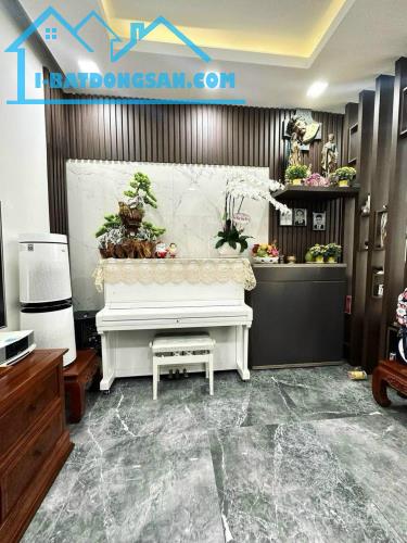 *** BÁ.N G.ẤP.Nhà Mặt Tiền Tô Hiến Thành Q10 (4X19m) 6Lầu HĐT.65Tr/Th, 27,5TỶ TL Mạnh - 4