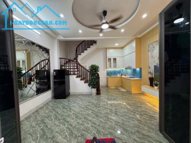 TÌM CHỦ MỚI CHO NHÀ ĐẸP KIM GIANG – 57M2, 4 TẦNG, CHỈ 8.25 TỶ! - 1