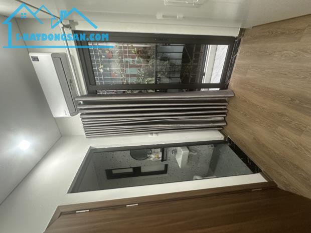Nhà đẹp phân lô quân đội phố Vương Thừa Vũ hai mặt tiền ô tô đỗ cửa 7 tỷ - 3