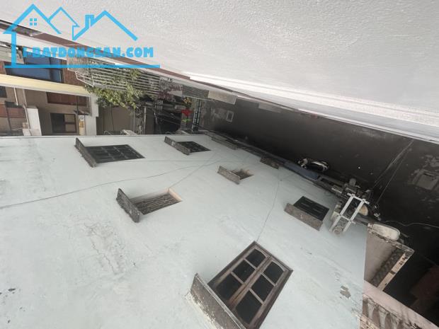 Nhà đẹp phân lô quân đội phố Vương Thừa Vũ hai mặt tiền ô tô đỗ cửa 7 tỷ