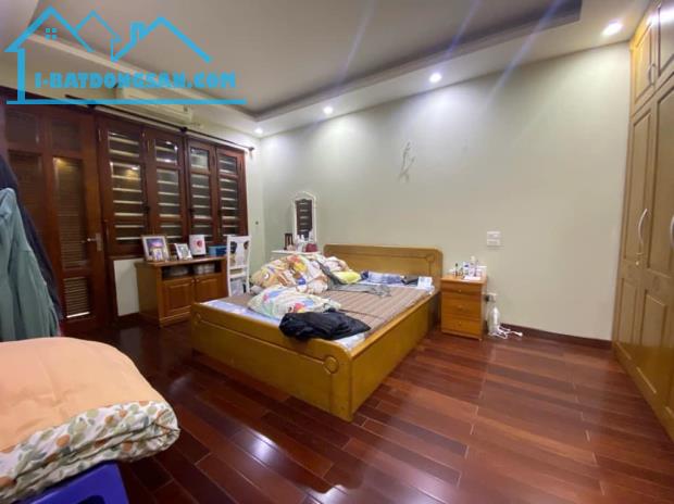 Bán Biệt thự Sân vườn Tô Ngọc Vân - 110m2 x 4T x MT 7.6m - Oto đỗ cổng - 2 thoáng - 2