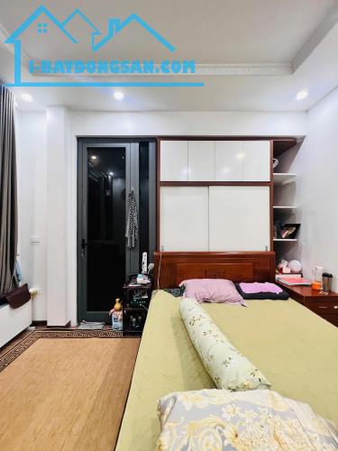 BÁN NHÀ HÀO NAM ĐỐNG ĐA 39m 4T Mt 4m GIÁ 8 TỶ NGÕ THÔNG 2 THOÁNG KINH DOANH. - 1