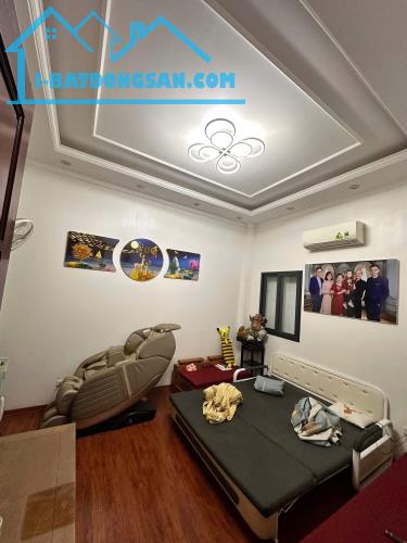 HIẾM! BÁN NHÀ PHỐ HOÀNG NHƯ TIẾP – 50m2 - MT4m - 4 tầng – NGÕ Ô TÔ – CHỈ 8.9 TỶ