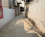 Bán đất tặng nhà. Khuôn tiền nhỏ xinh xinh