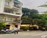 Bán nhà Phố Lâm Hạ Bồ Đề 5 tầng thang máy DT 98 m2 mặt tiền 6,8 m . LH 0961833639