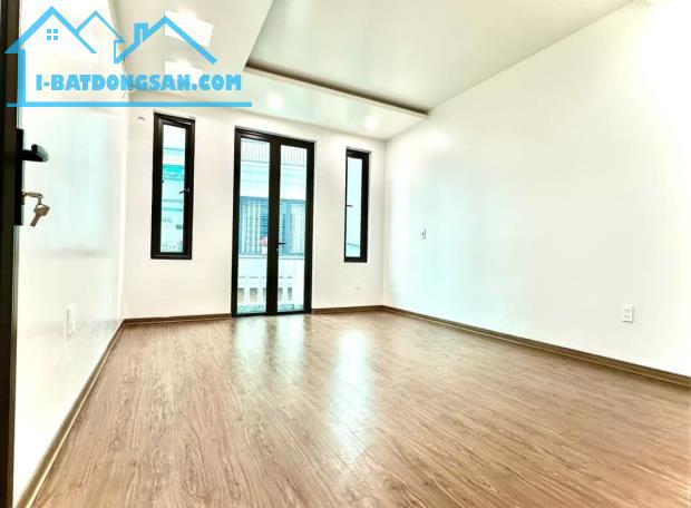 Bán nhà Nguyễn Công Hòa, Niệm Nghĩa, Lê Chân, Hải Phòng. 4 tầng, 60m2, 3,59 tỷ. Ngang 3,8m - 3
