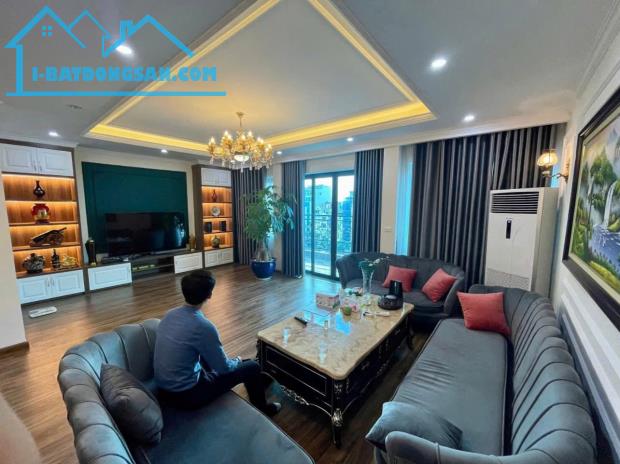 Ô tô tránh Hào Nam, ngõ thông KD, Sổ phân lô MT vip 4.5m, DT 52m2, giá 15.5 tỷ - 5