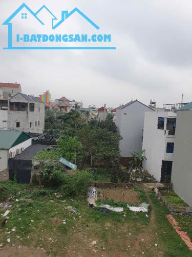 🏡 Nhà Đại Độ - Võng La, đường trước nhà Benly tránh, 43,5m2, giá 3.26 tỷ - 2