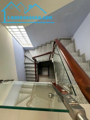 Bán nhà 1 trệt 2 lầu 76m2 thổ cư đường ô tô (P.Tân Tiến) chỉ 4 tỉ - 1