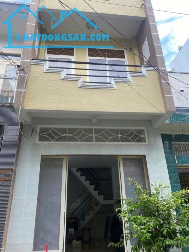 BÁN NHÀ 2 TẦNG - 60M2 - CƯ XÁ PHÚ LÂM A - QUẬN 6 - HẺM XE HƠI - NHỈNH 5 TỈ