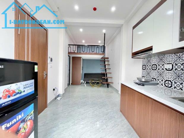 bán nhà Thanh Xuân 82m Khương Đình, 7 tầng thang máy, lô góc, dòng tiền ổn định