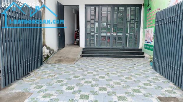Cho thuê nhà nguyên căn mặt tiền đường Lã Xuân Oai phường Long Trường, Quận 9, TP Hồ Chí - 3