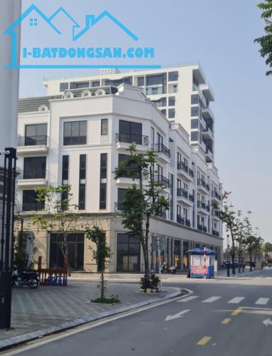 BÁN NHÀ-PHÚC ĐỒNG-LÔ GÓC-VUÔNG ĐẸP- KHU VỰC TRUNG TÂM- ĐA TIỆN ÍCH-Ở SƯỚNG-65M-6,05 TỶ - 2