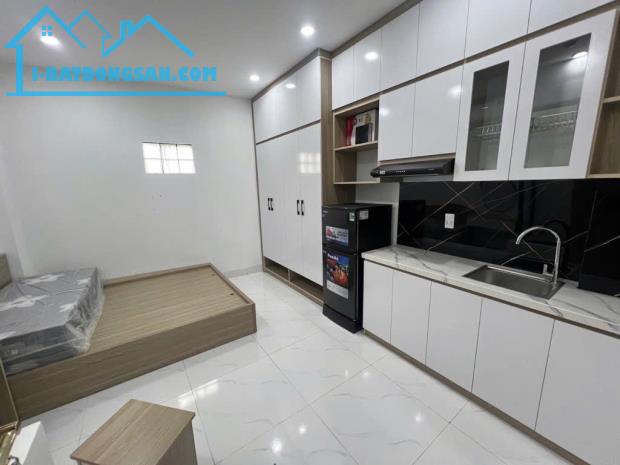 Bán  CHDV Xã Đàn-Khâm Thiên- Đống Đa -18PN -2 thoáng Dòng tiền 1,1 tỷ/năm-ngõ thông. - 2